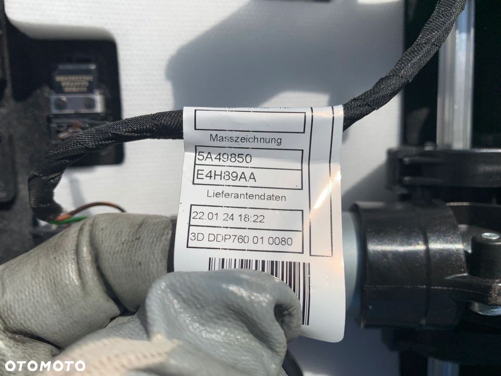 PÓŁKA TYLNA ROLETA ELEKTRYCZNA PODSZYBIE BMW 7 G70 ALCANTARA 5A20E41 - 15