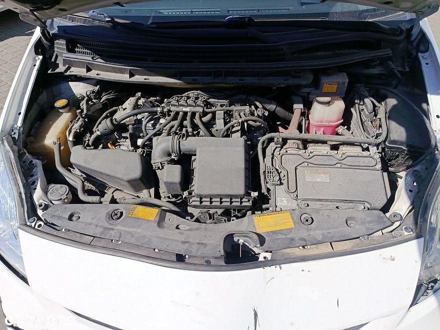 Toyota Prius - 10
