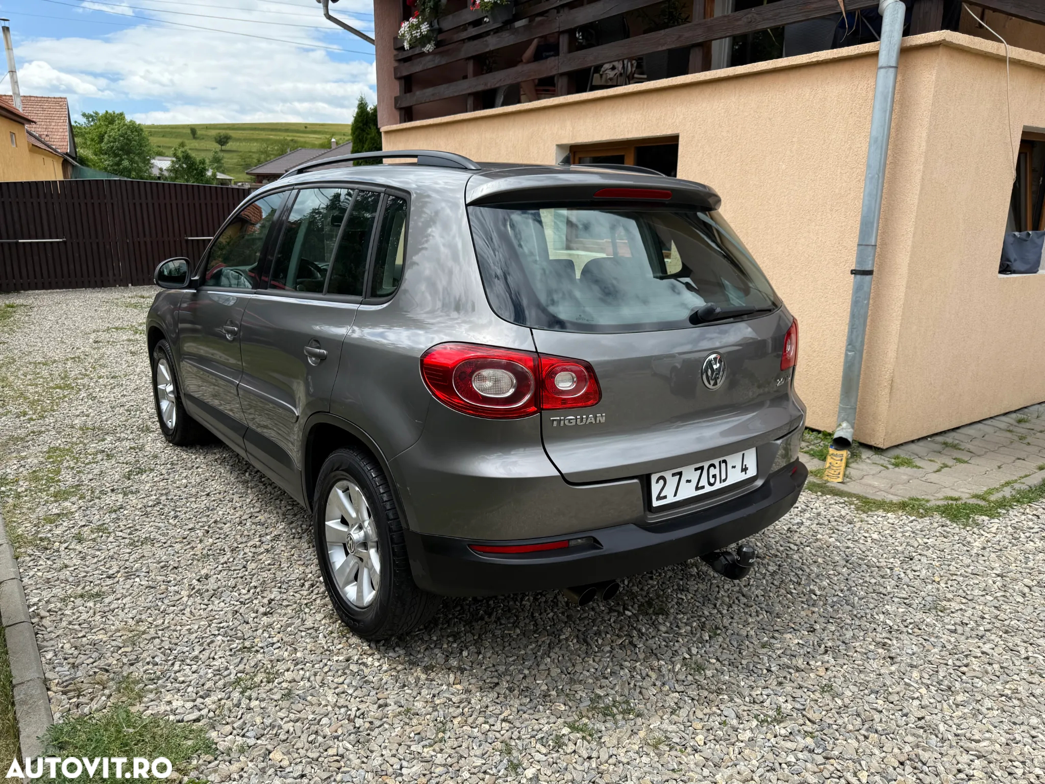 Volkswagen Tiguan 2.0 TDI 4Motion Trend & Fun - 4
