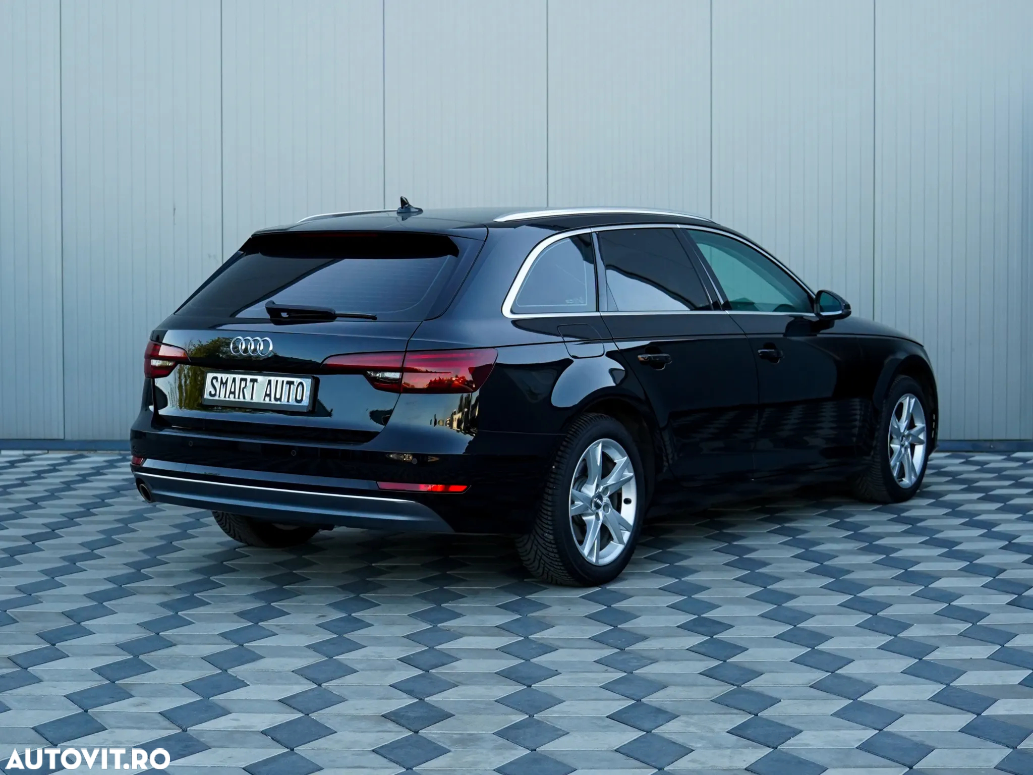 Audi A4 Avant 2.0 TDI S tronic Sport - 3