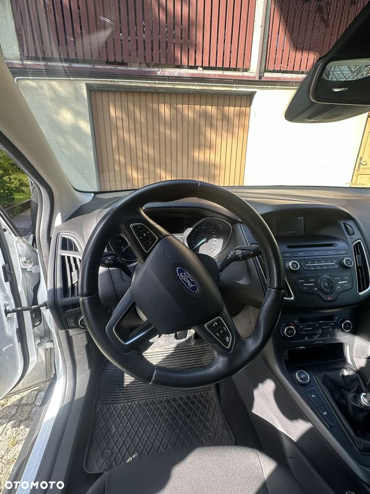 Ford Focus 1.6 TDCi Edition - 18