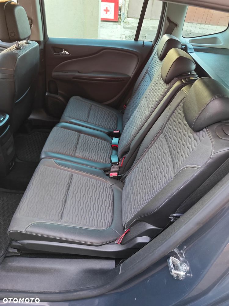 Opel Zafira Tourer 2.0 CDTI Style - 9