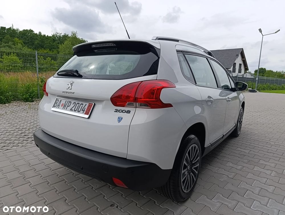 Peugeot 2008 - 32