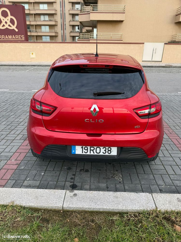 Renault Clio 1.5 dCi Zen - 12
