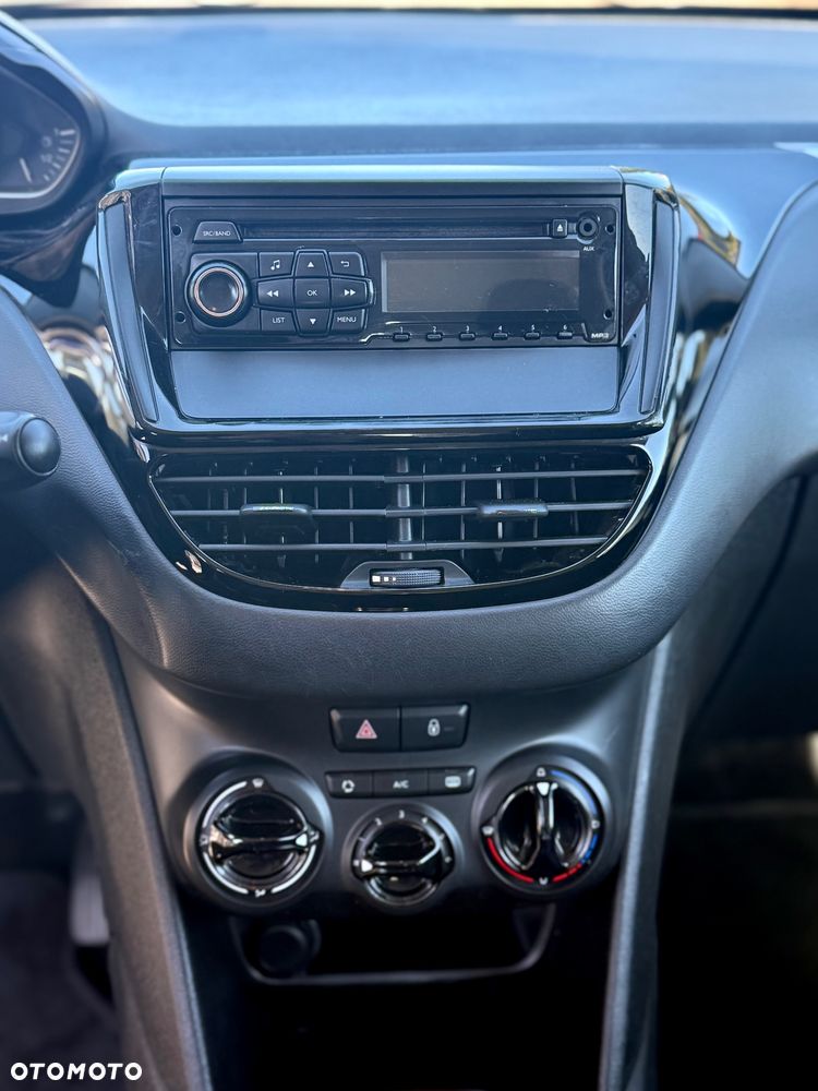 Peugeot 208 PureTech 68 Urban Move - 16