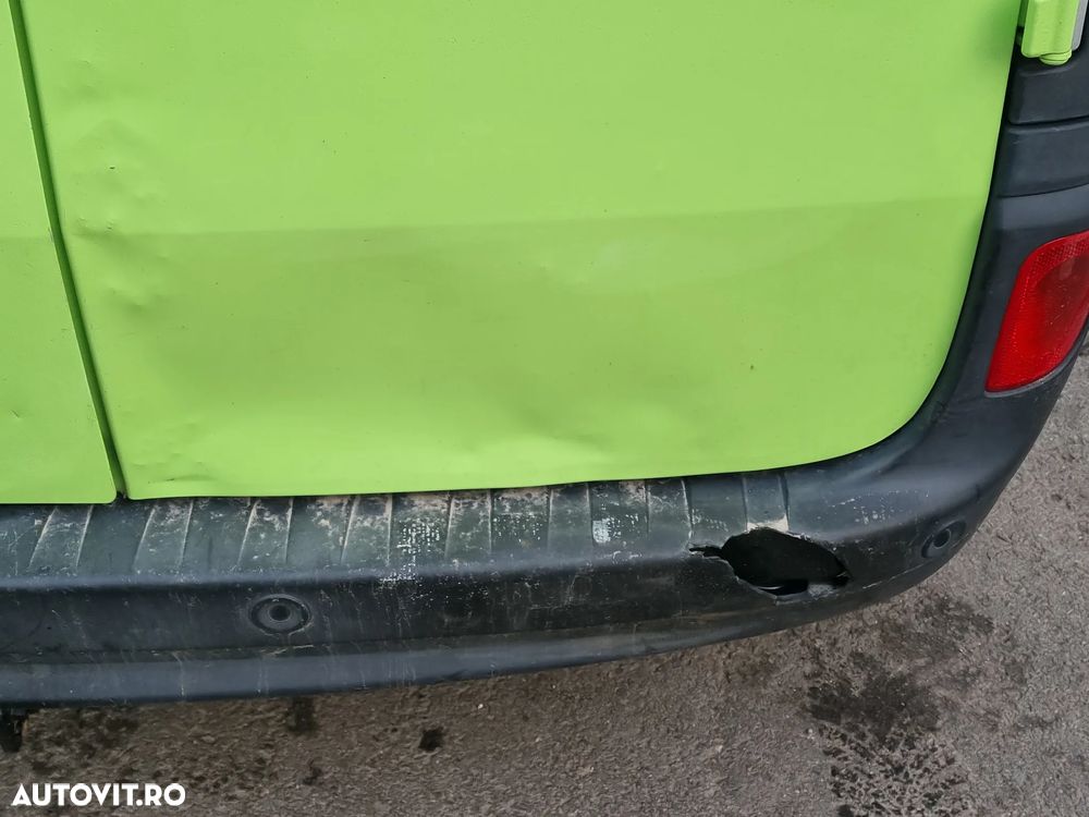 Renault Kangoo dCi 90 FAP TomTom Edition - 25