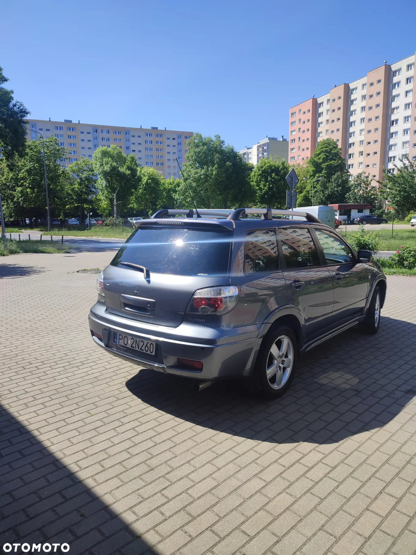 Mitsubishi Outlander 2.0 Turbo - 4