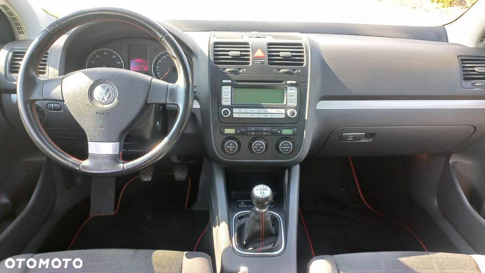 Volkswagen Golf 1.6 Goal - 11