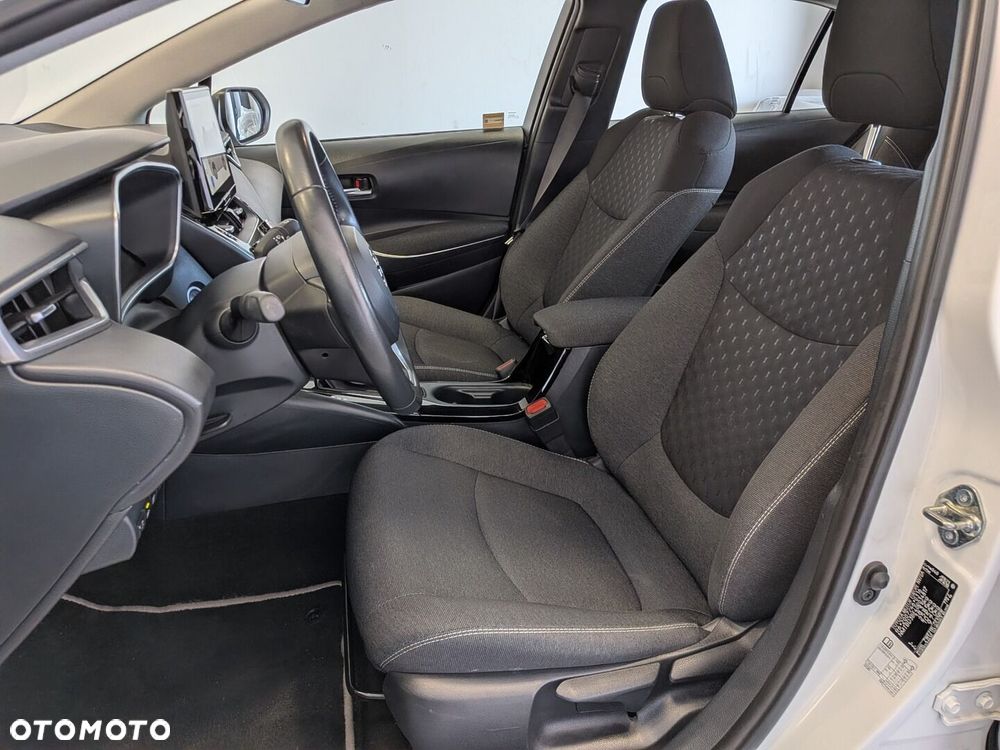 Toyota Corolla 1.8 Hybrid Comfort - 31