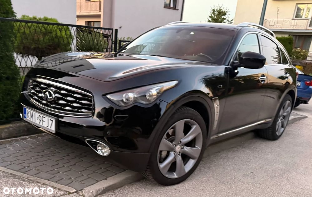 Infiniti FX - 32