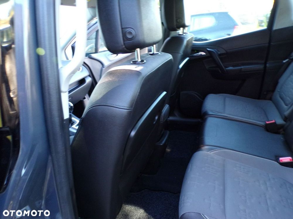 Opel Meriva - 26