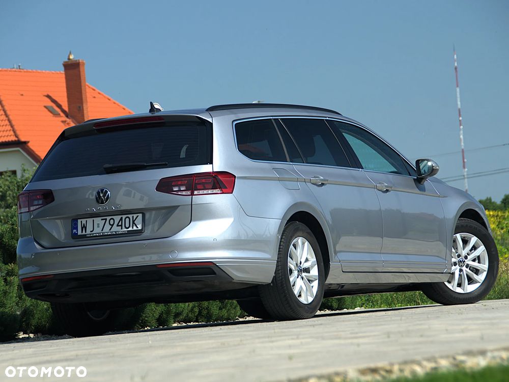 Volkswagen Passat 2.0 TDI EVO Business DSG - 3