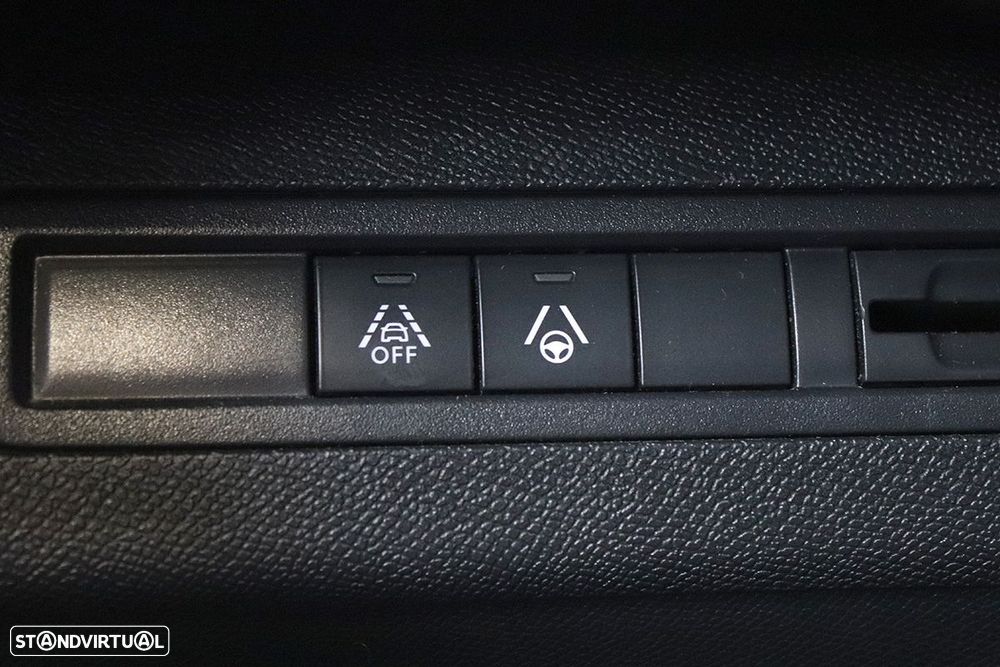 Peugeot 3008 1.5 BlueHDi GT EAT8 - 21