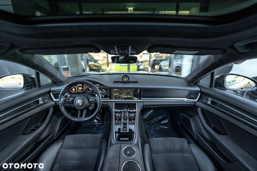 Porsche Panamera - 37