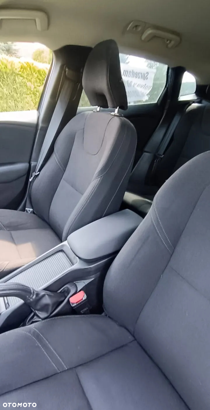 Volvo V40 D2 - 6
