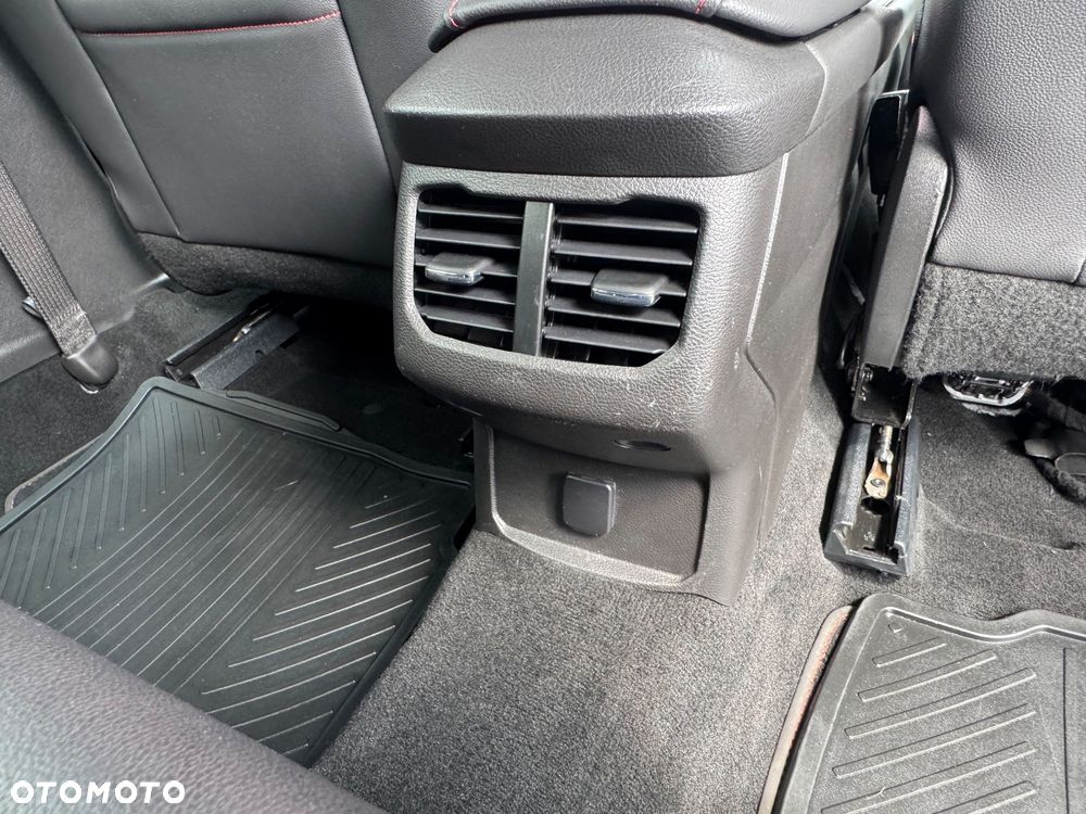 Ford Mondeo 2.0 TDCi ST-Line X - 37