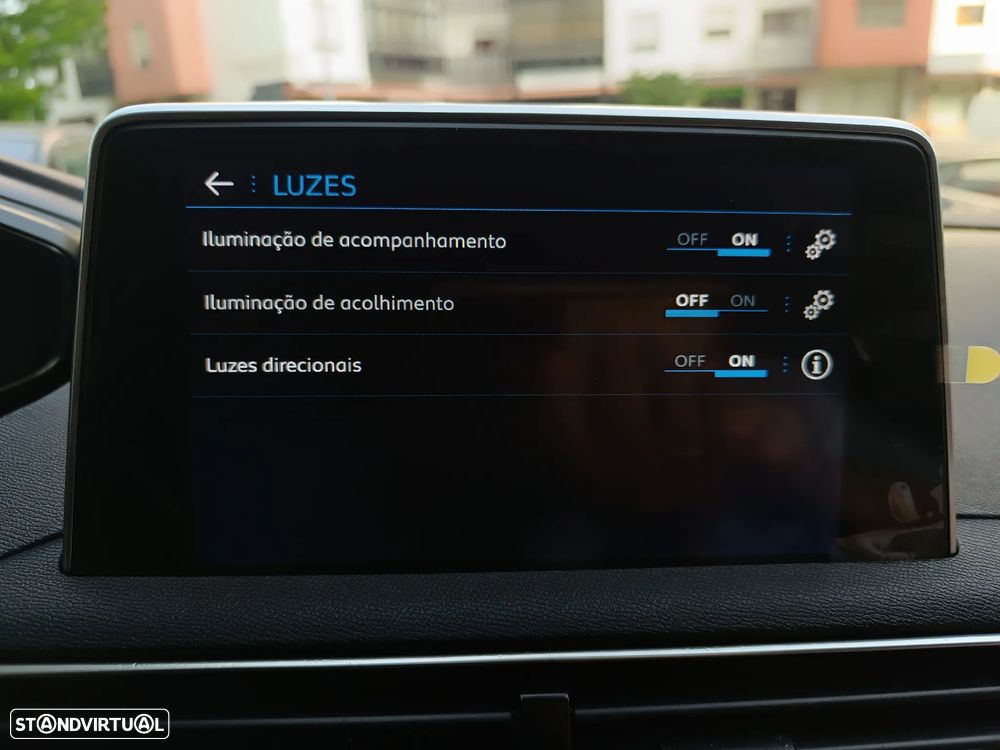 Peugeot 3008 1.2 PureTech Allure Pack EAT8 - 45