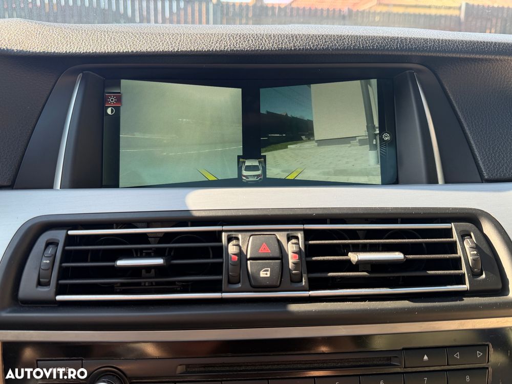 BMW Seria 5 535d xDrive AT - 24