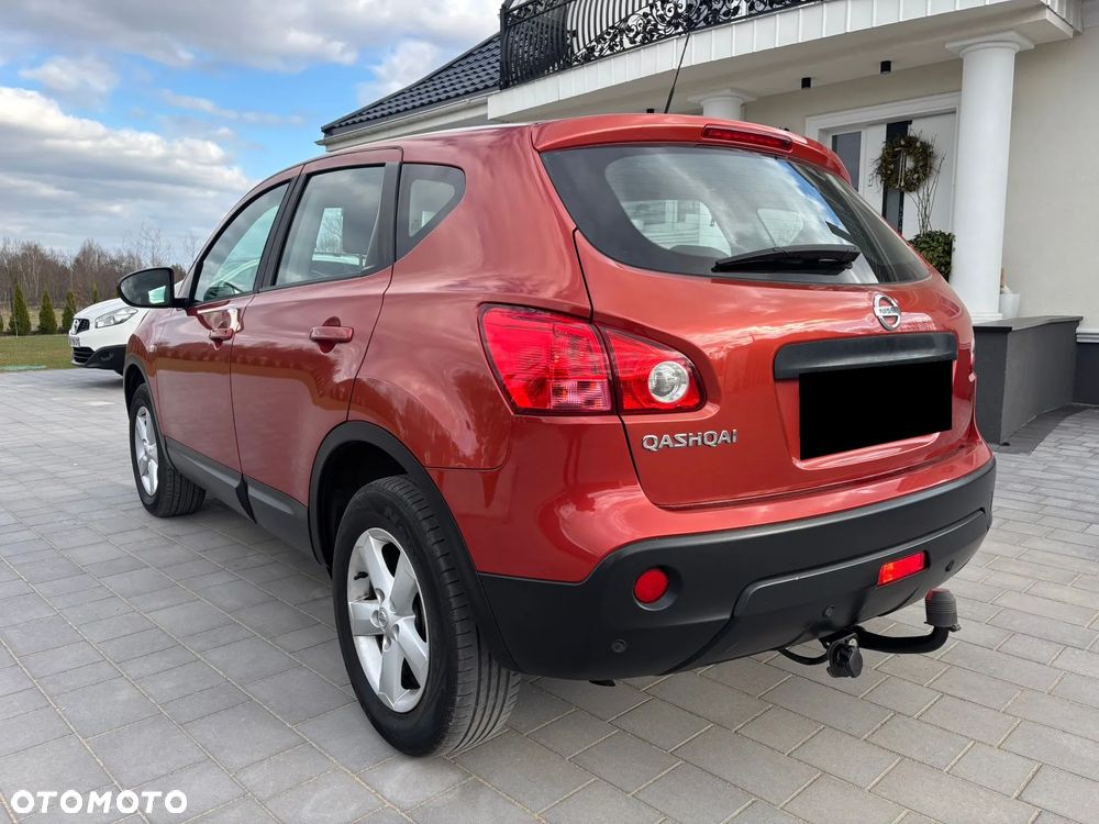 Nissan Qashqai 1.6 visia - 23