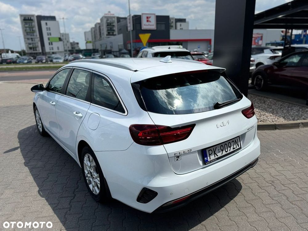 Kia Ceed 1.5 T-GDI M - 4