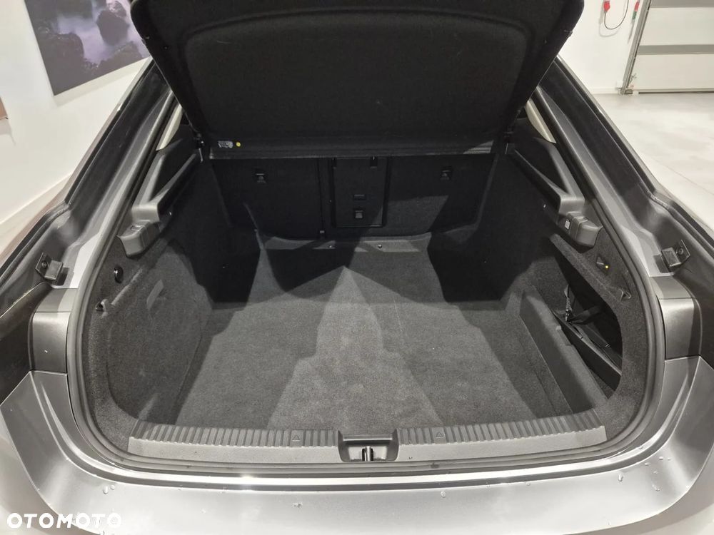 Skoda Superb 1.5 TSI mHEV Selection DSG - 23