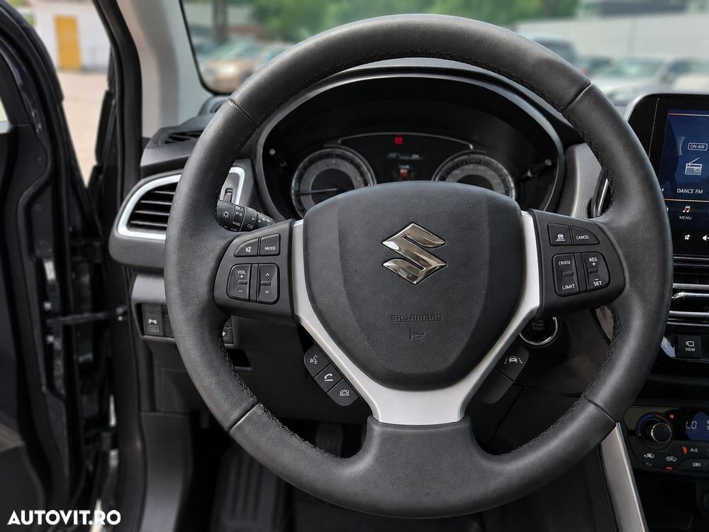 Suzuki S-Cross 1.4 Boosterjet 6MT MHEV Luxus - 21