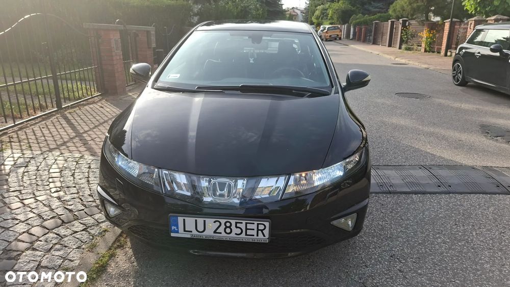 Honda Civic 1.8 Executive - 3