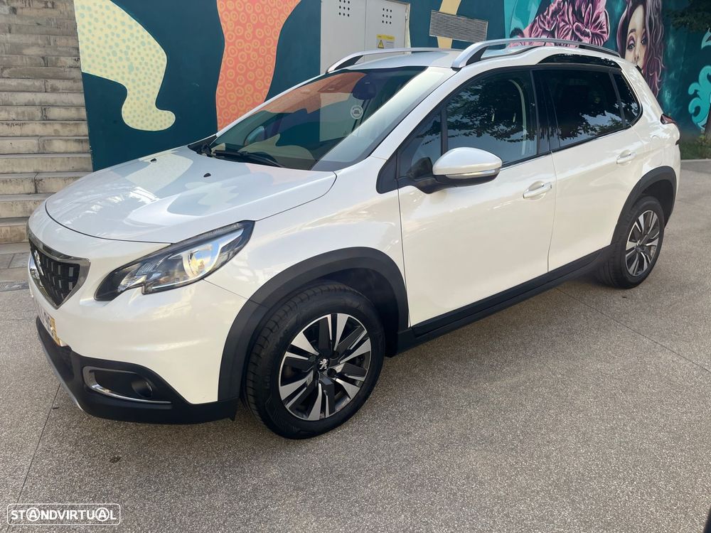 Peugeot 2008 1.2 PureTech Allure EAT6 - 26