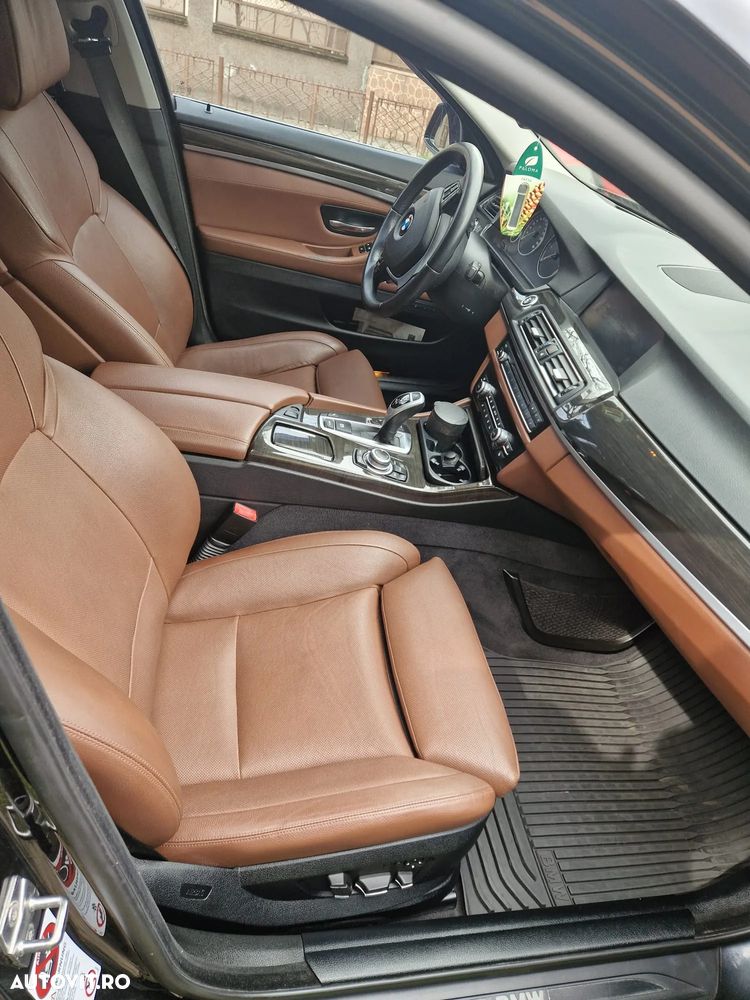 BMW Seria 5 530d Aut. - 12
