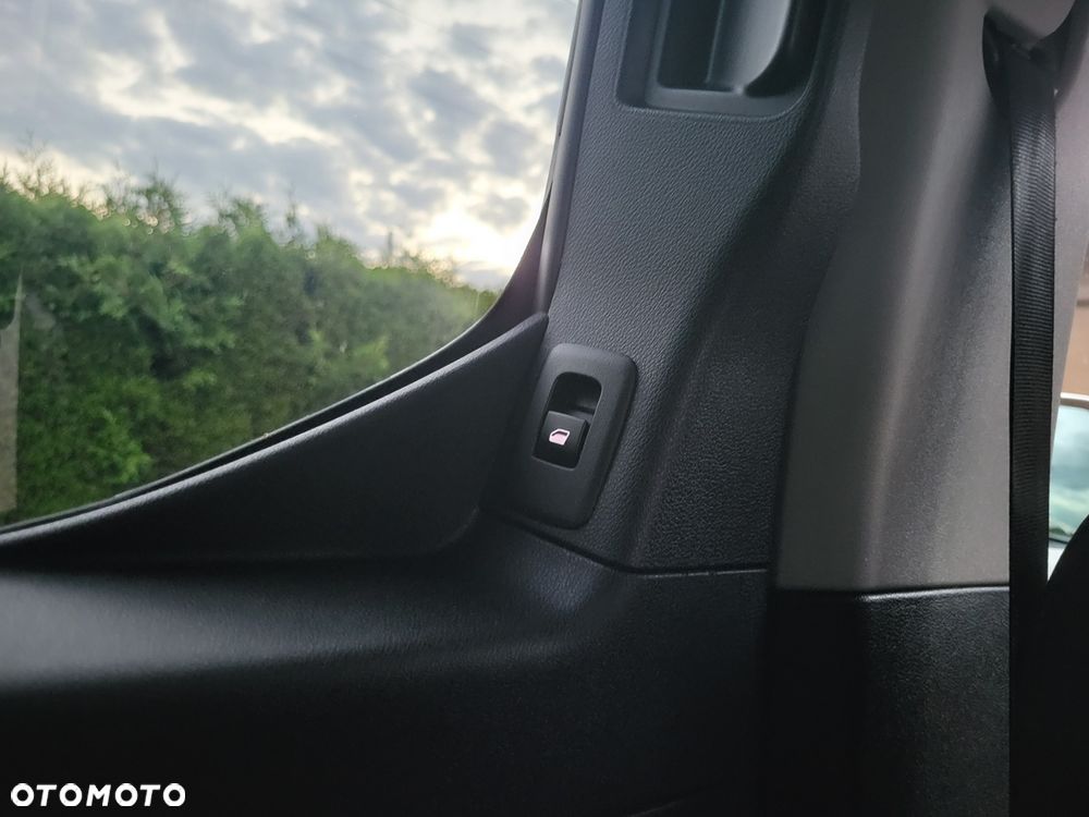 Opel Combo - 32