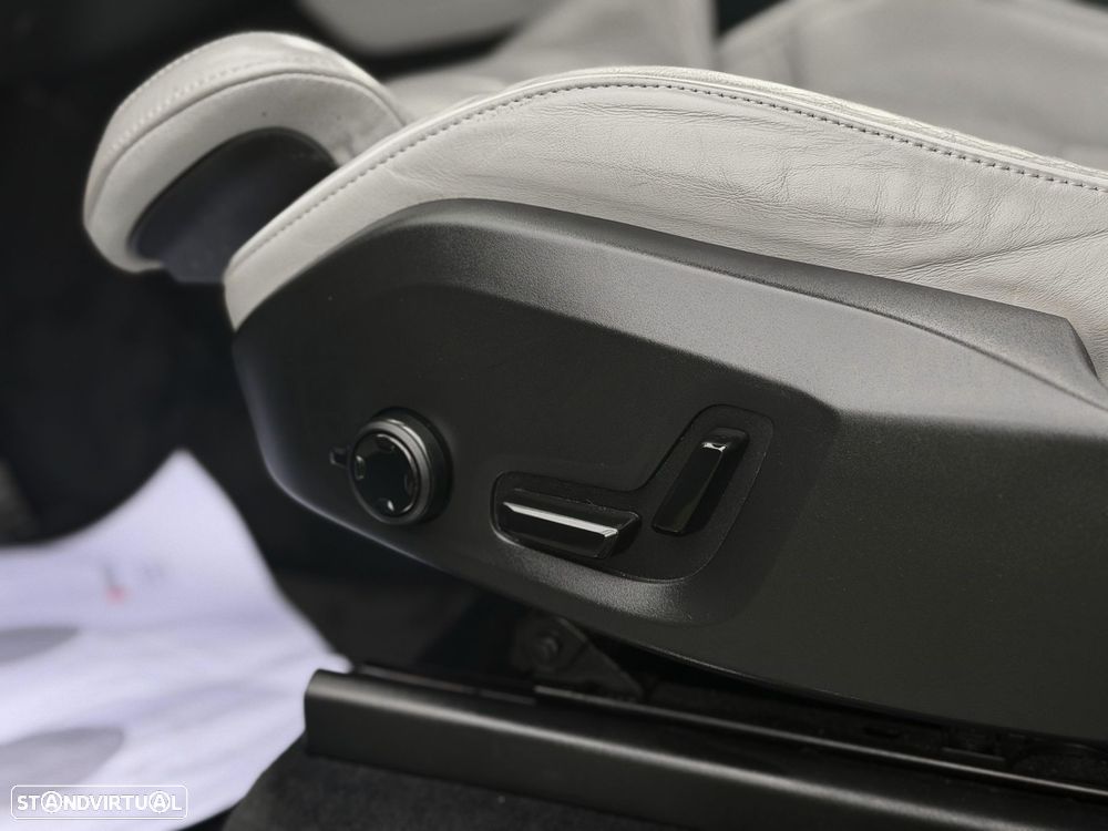 Volvo XC 90 2.0 T8 PHEV R-Design AWD - 19