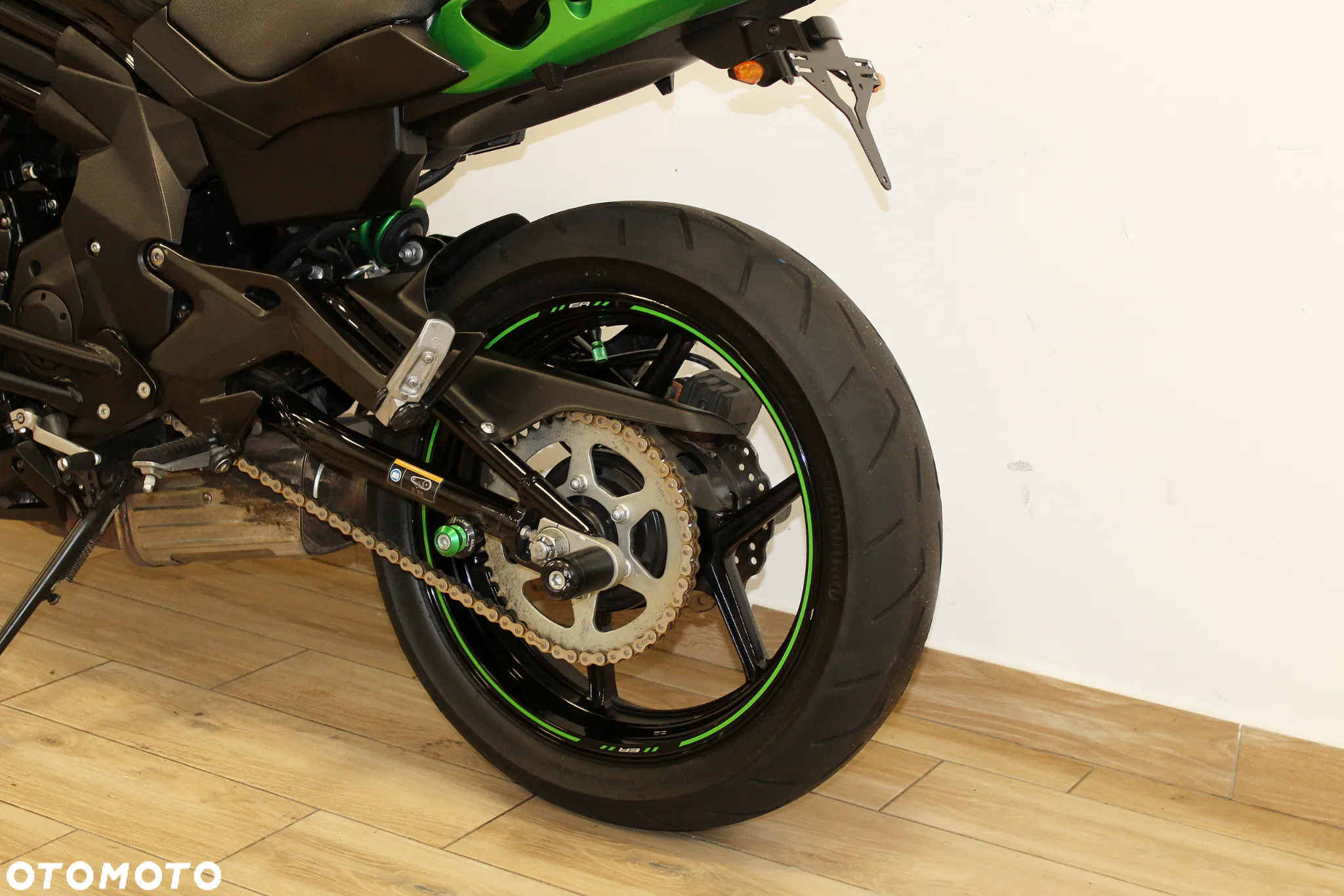 Kawasaki ER - 13