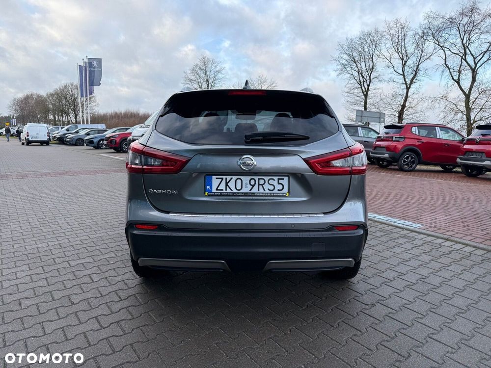 Nissan Qashqai - 4