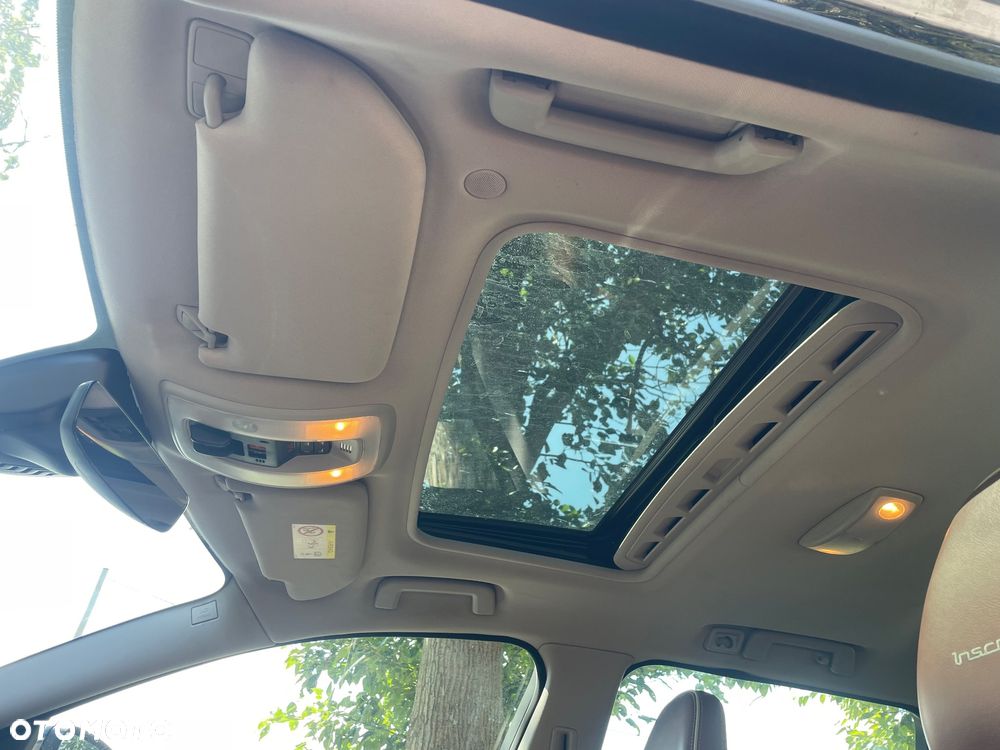 Volvo V70 D3 Summum - 12