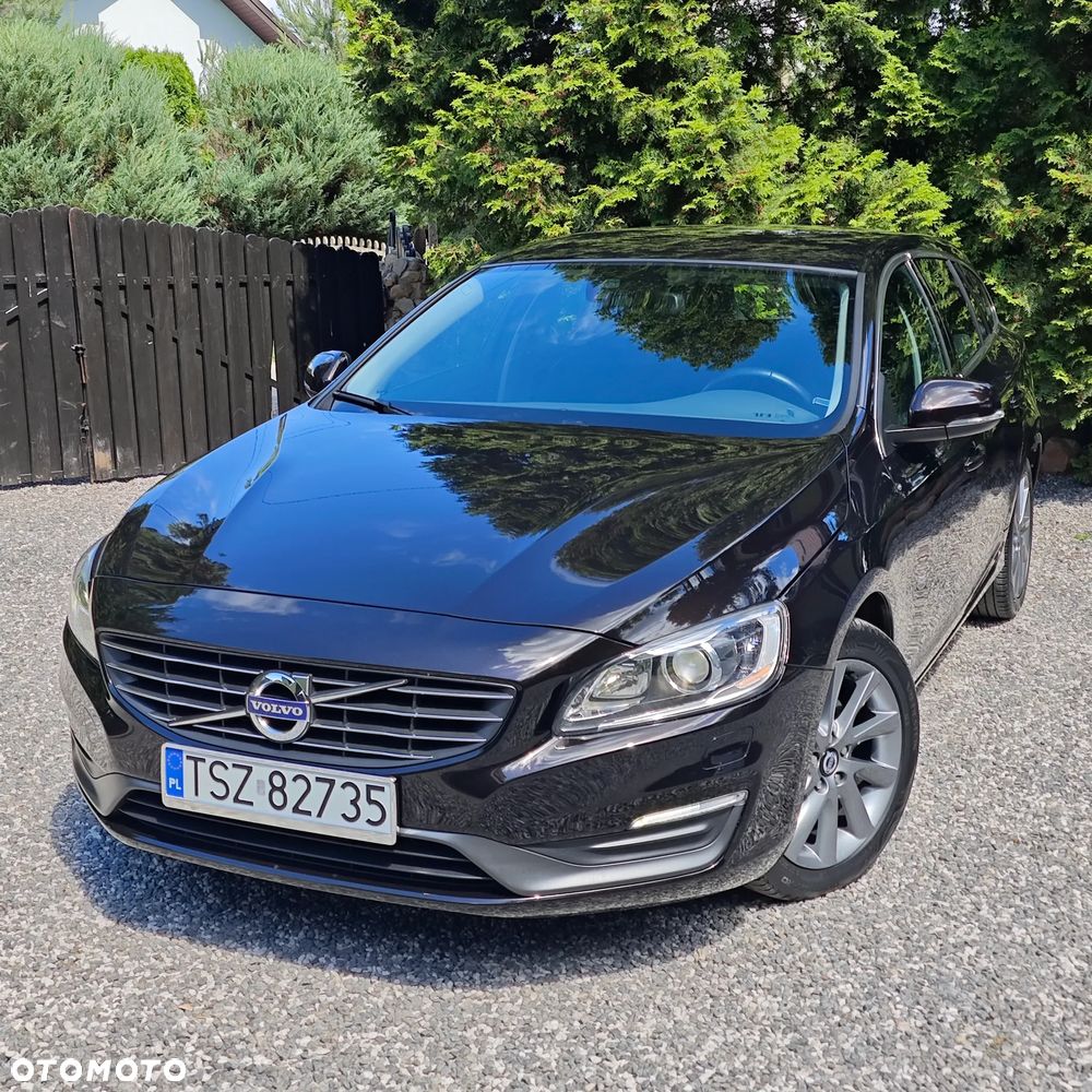 Volvo V60 D4 Momentum - 10