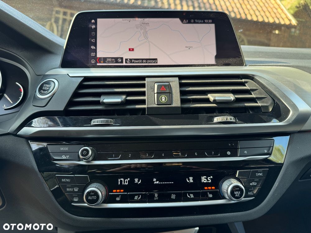 BMW X3 xDrive20d xLine - 11