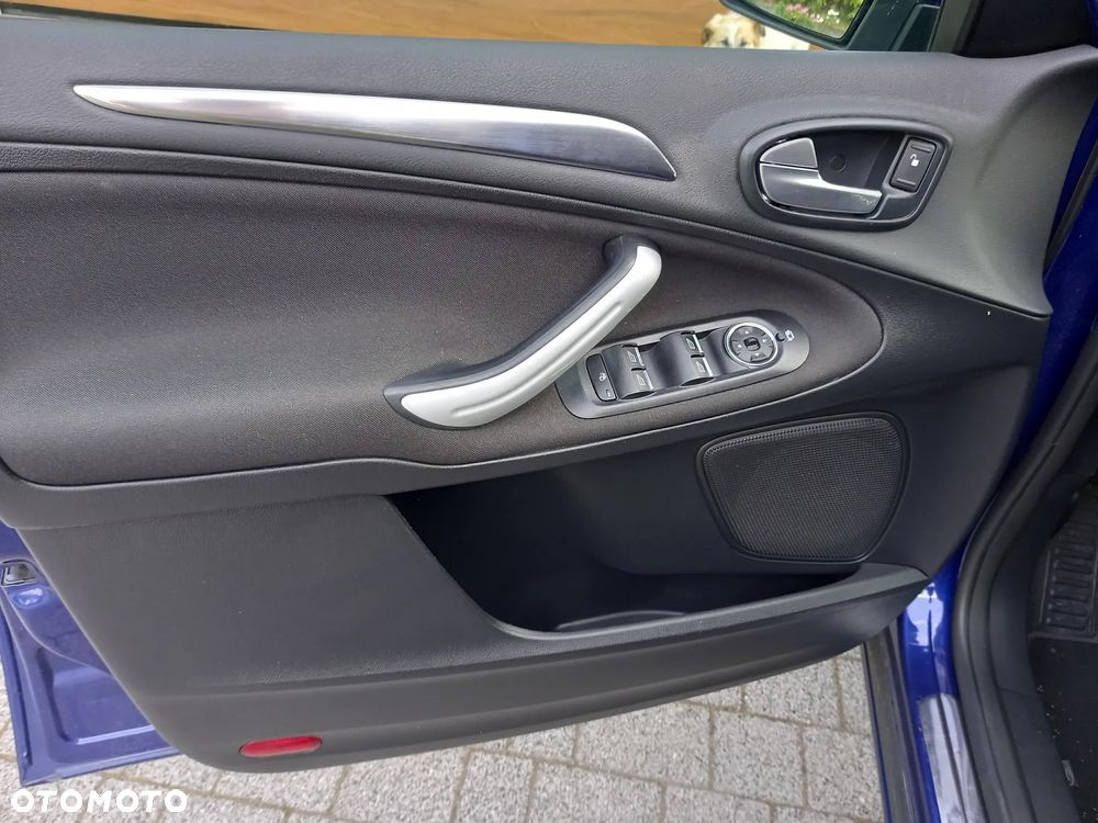 Ford S-Max 2.0 TDCi DPF Titanium - 23