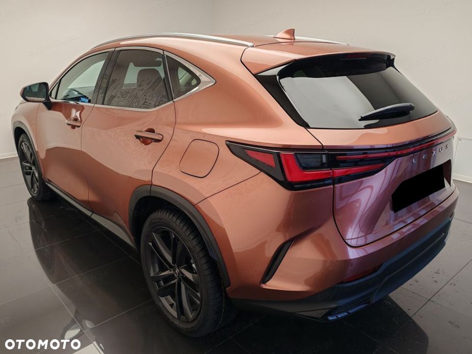 Lexus NX - 4