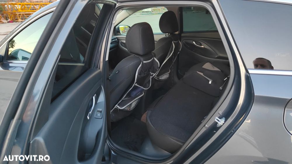 Hyundai i30 - 19