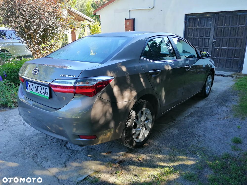 Toyota Corolla 1.6 Comfort - 6