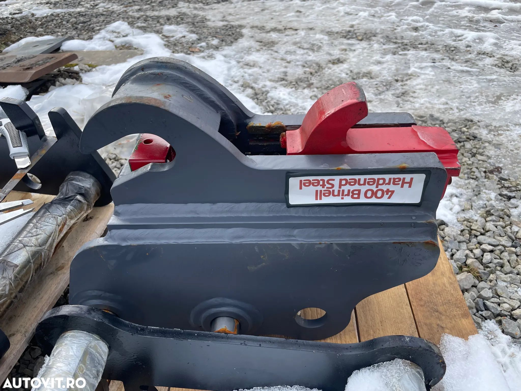 Sistem Strickland Rapid Automat De Prindere Cupe Pentru Excavatoare cu bolt de 40mm - 1