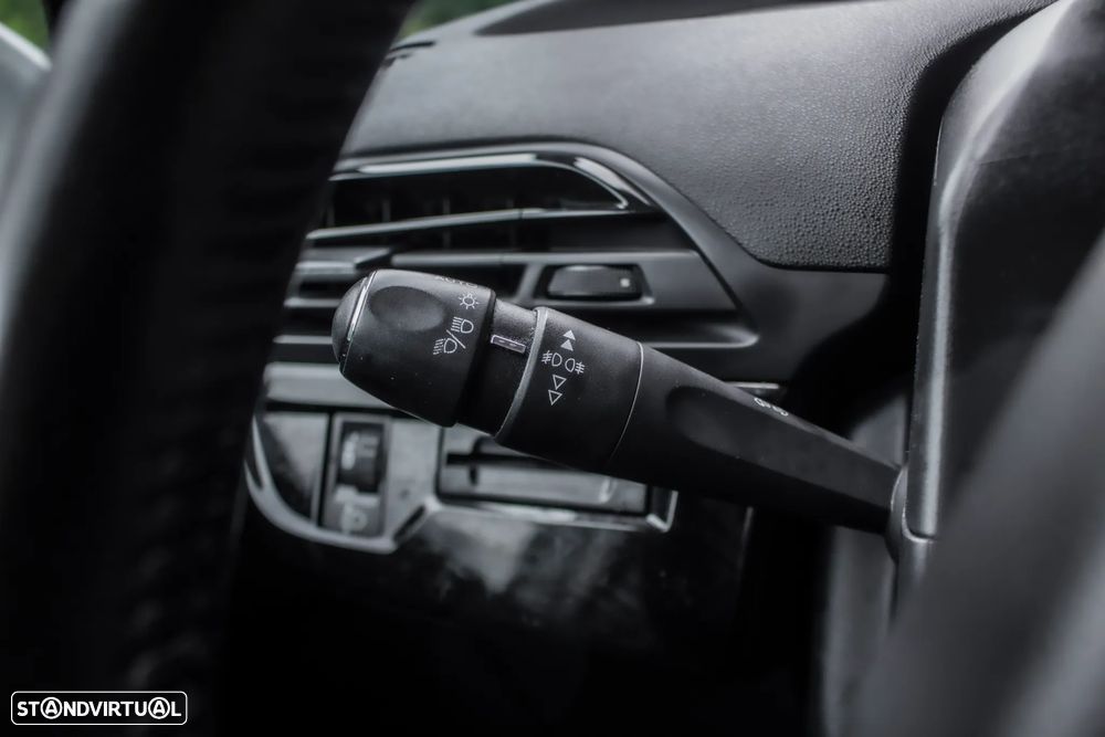 Citroën Grand C4 Spacetourer - 13