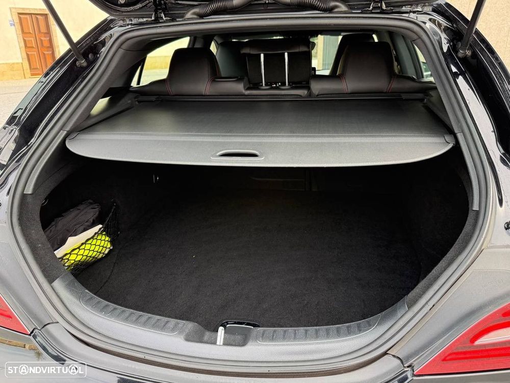 Mercedes-Benz CLA 200 d Shooting Brake AMG Line Aut. - 18