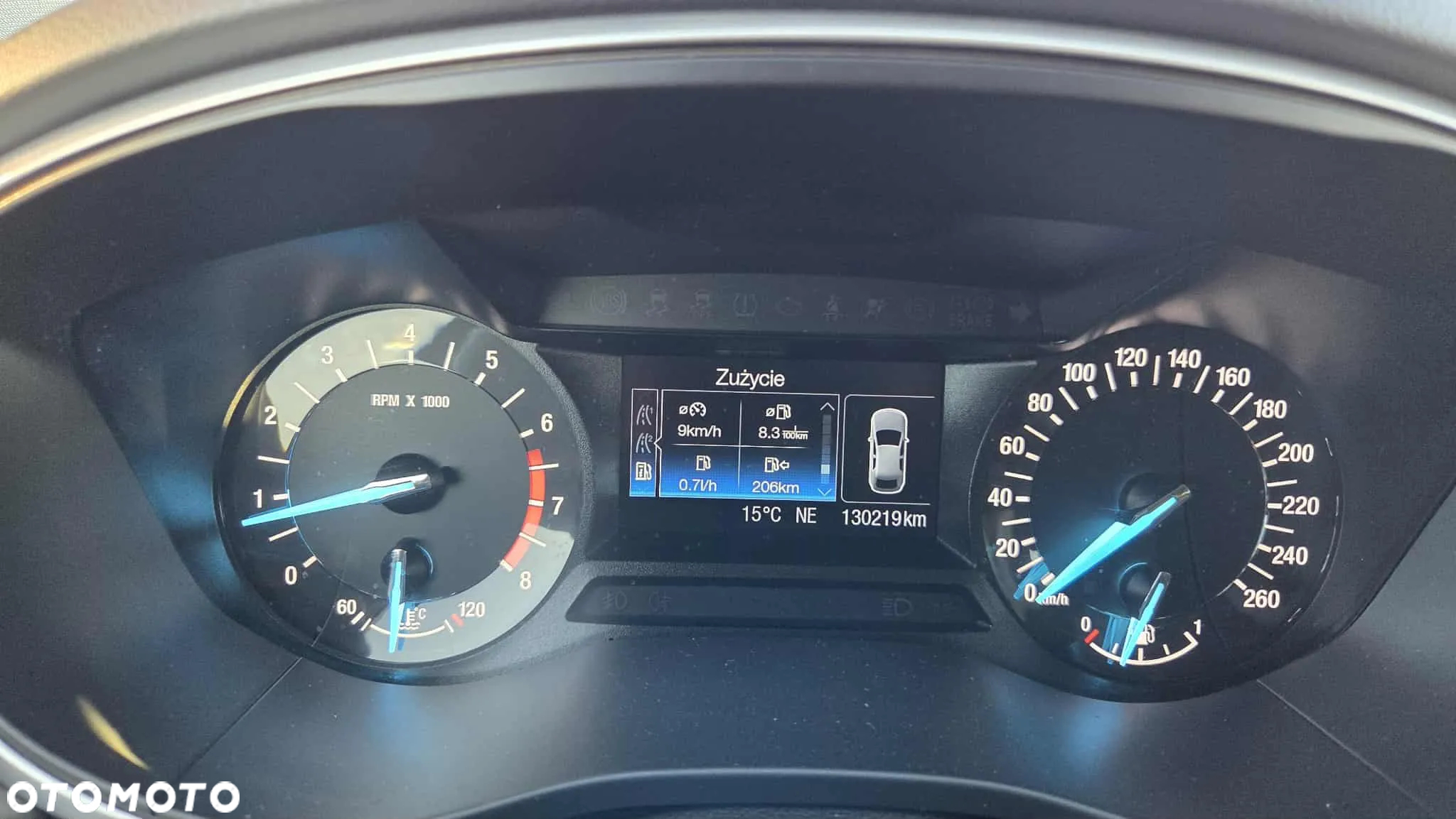 Ford Mondeo 1.5 EcoBoost Trend - 9