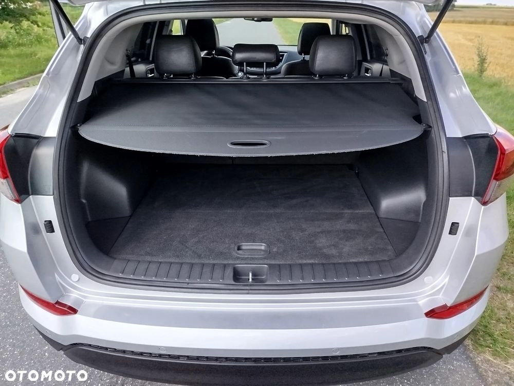 Hyundai Tucson blue 1.7 CRDi 2WD Passion - 16