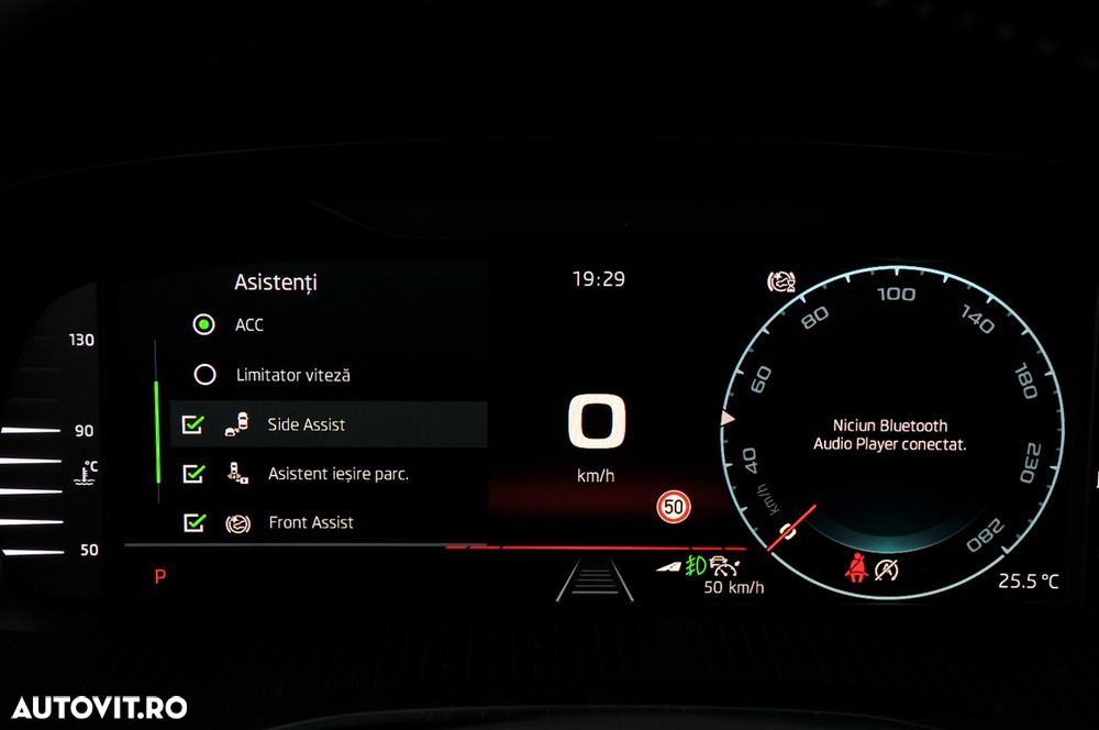 Skoda Octavia 2.0 TSI DSG RS - 16