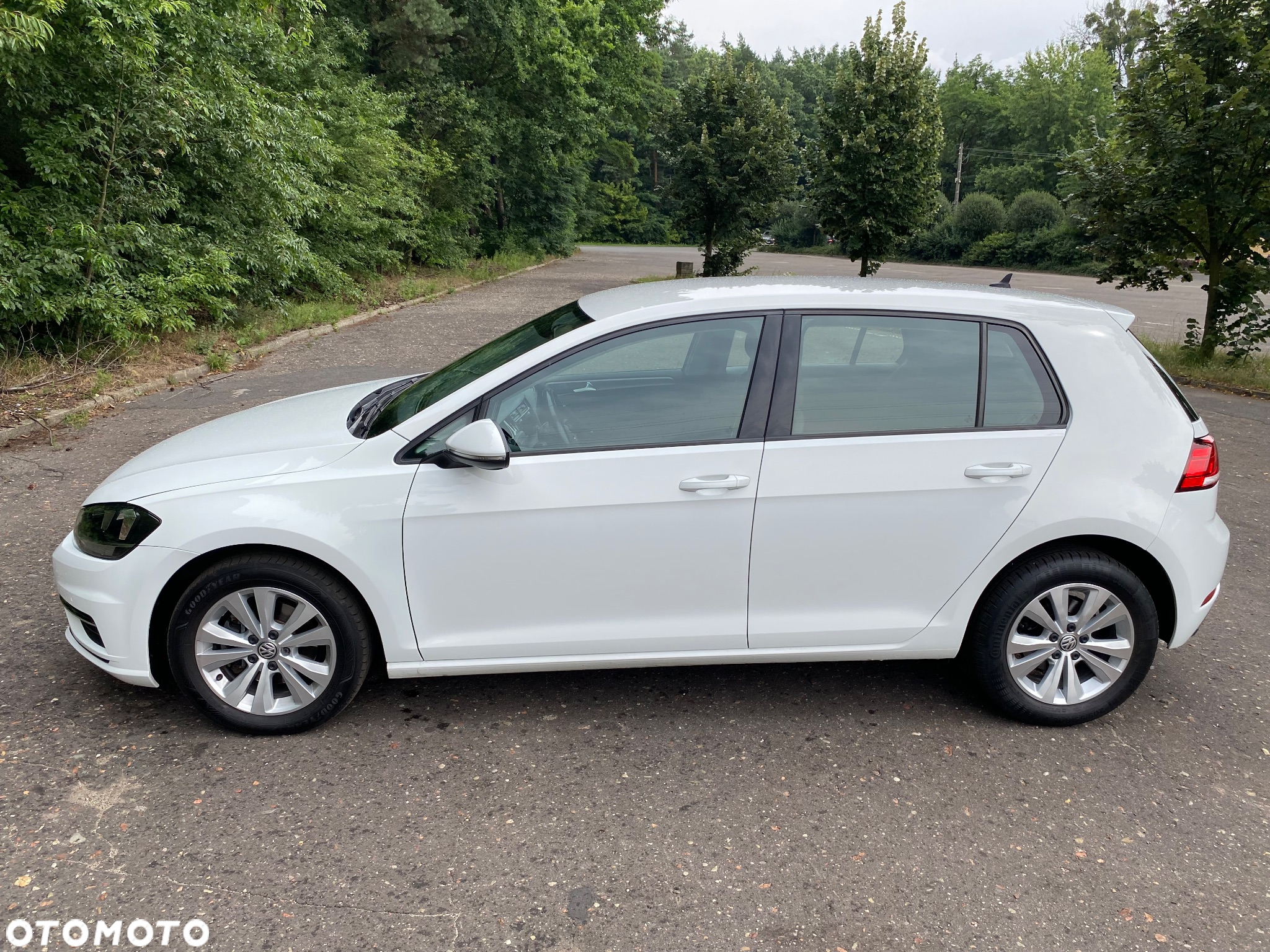 Volkswagen Golf VII 1.6 TDI BMT Comfortline - 9