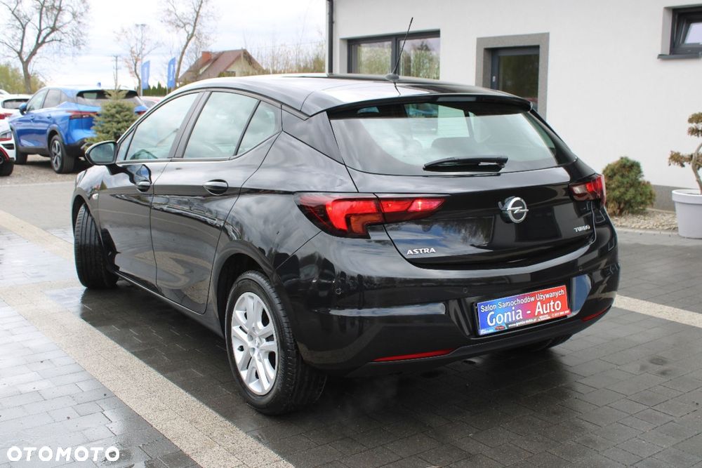 Opel Astra - 4