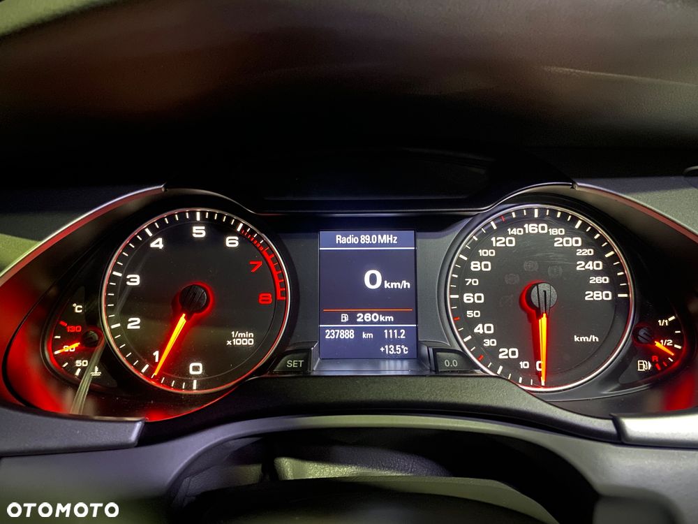 Audi A4 Limousine - 11