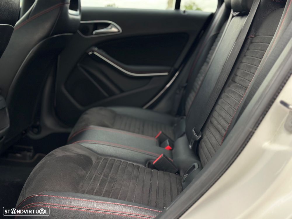 Mercedes-Benz CLA 180 d Shooting Brake AMG Line - 27